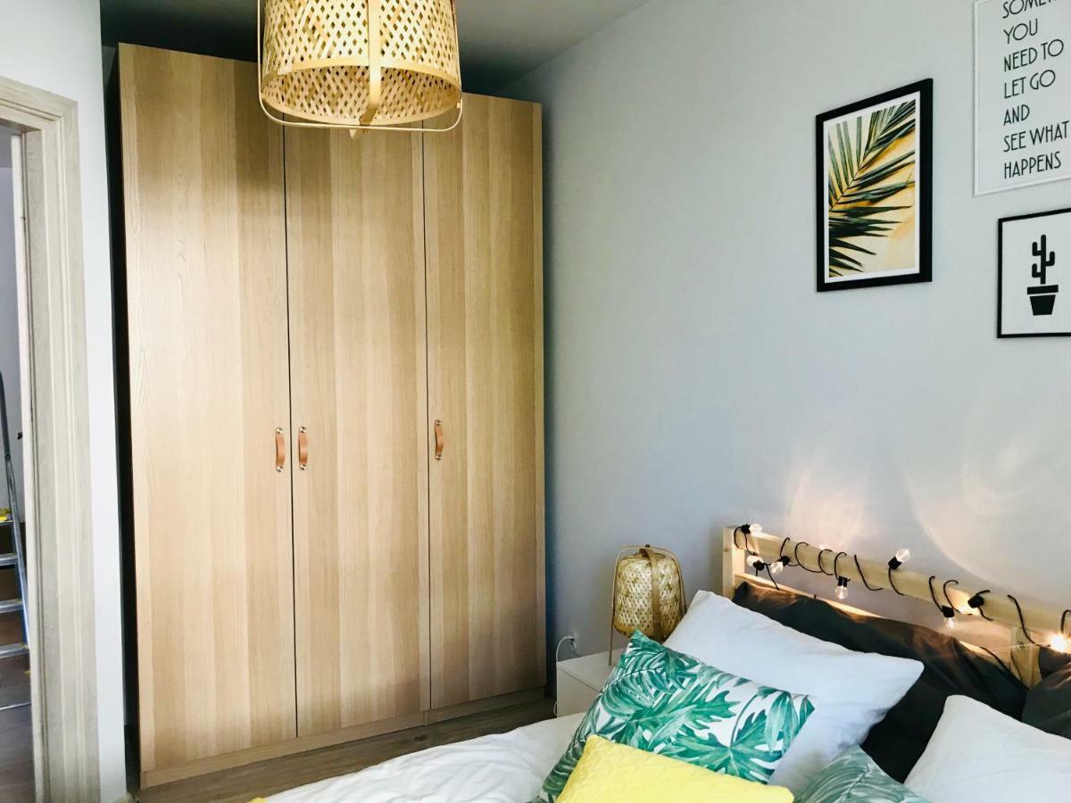 Pineapple Apartment Kolobrzeg Bagian luar foto